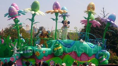 イースターパレードのプルートとミッキー