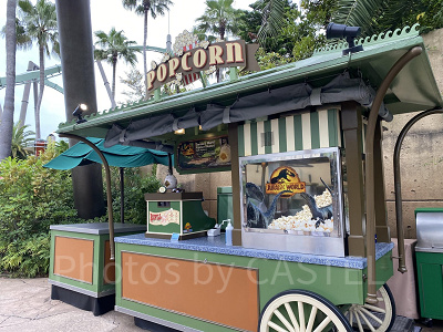 ジュラシックパークエリアのポップコーンカート