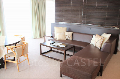 プレミアビュースイートのリビングスペース