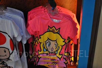 ピーチ姫のTシャツ