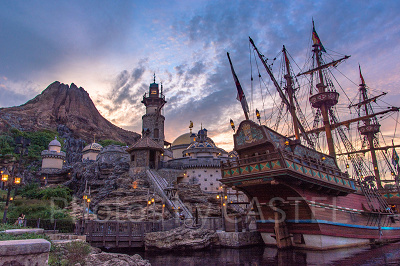 夕暮れのプロメテウス火山