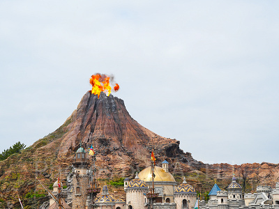 東京ディズニーシーのシンボル、プロメテウス火山