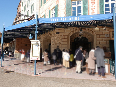 カフェ・ポルトフィーノの列