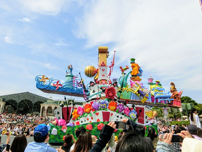 ディズニーのパークで会えるうさぎキャラ