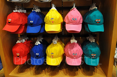 セサミストリートの帽子／USJロデオドライブスーベニア店内