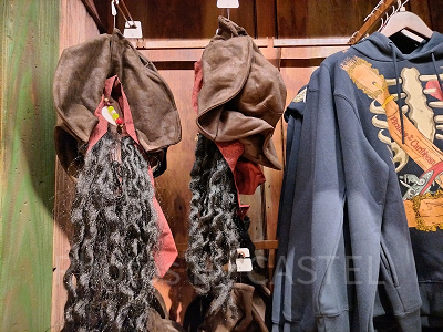 上海ディズニーカリブの海賊グッズ：海賊なりきり帽子＆ウィッグ