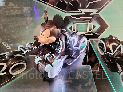 上海ディズニートロングッズ：ラジコン・ライトサイクル