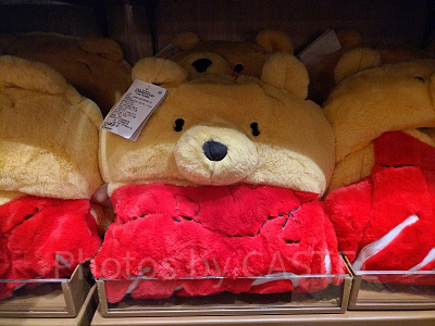 上海ディズニーくまのプーさんグッズ:プーさんのブランケット