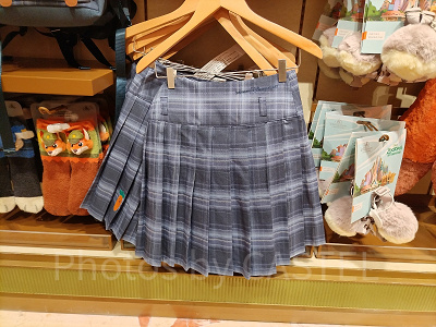 上海ディズニーズートピアグッズ：チェックスカート
