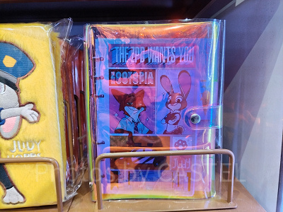 上海ディズニーズートピアグッズ：クリアファイル