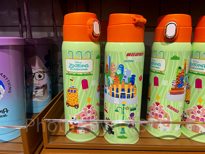 上海ディズニーズートピアグッズ：ズートピアエリアマグカップ