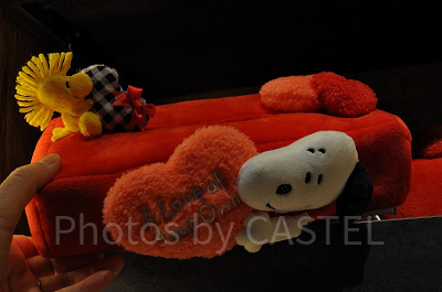 スヌーピー「A Love of Your Own」ぬいぐるみ付ティッシュケース