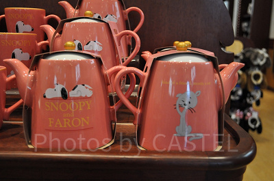 スヌーピー＆ファーロンのティーポット