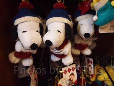 スヌーピーのぬいぐるみキーチェーン