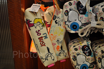 スヌーピー「VINTAGE  PEANUTS 70’s」ヘアアイロンポーチ