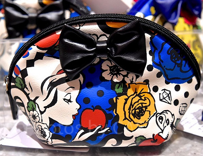 白雪姫ラウンドポーチ