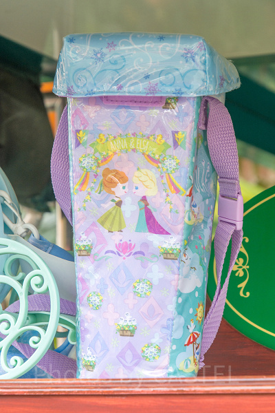 アナとエルサのフローズンファンタジーデザインのスーベニアポップコーンケース