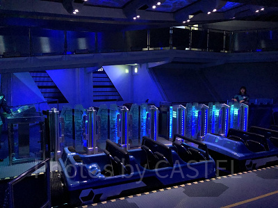 スペースマウンテンの乗り場