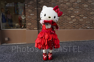 USJ】ハローキティを解説！ユニバにいる理由は？グリーティング