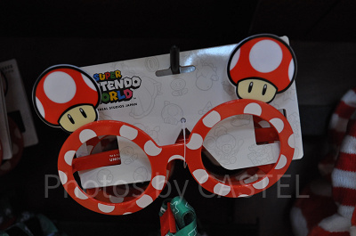 スーパーキノコの伊達メガネ