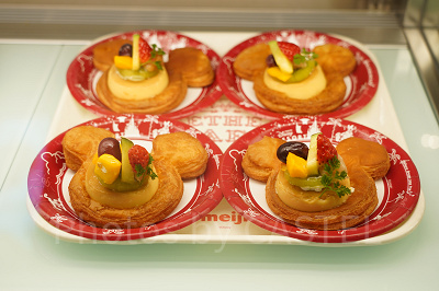 スウィートハート・カフェ:プリンとフルーツのデニッシュ