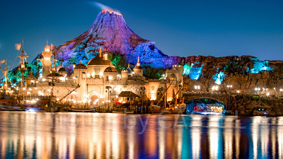 ミッキー広場付近の石垣より撮影設定:44㎜ SS10.0 F4.8 ISO100(トリミングあり)