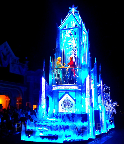 アナ雪のフロート、とっても綺麗でした！