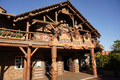 誰も入ることが出来ない2階を作り込む余裕が、現代社会に足りない部分