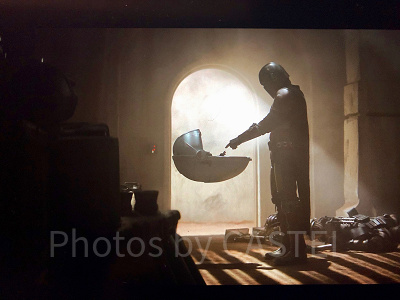 マンダロリアンとベビーヨーダの出会い