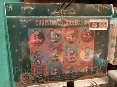 中のステッカーシートにはオーナメント型のシールが12枚入っています