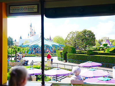 ディズニーランド鉄道から見える景色(ディズニーランド・パリ)
