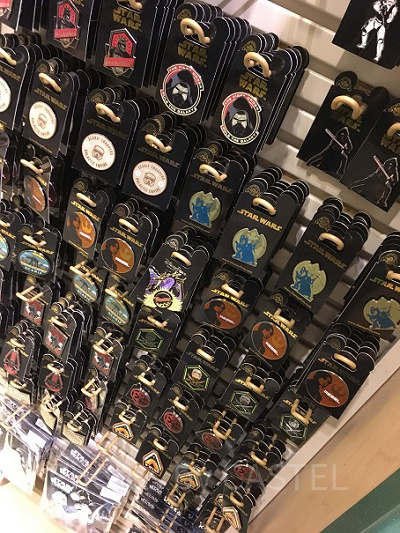 ディズニーの「ピントレーディング」とは？交換手順や体験談をご