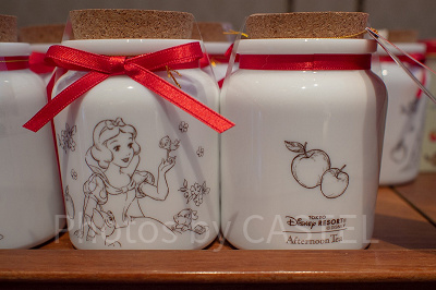 こちらもアフタヌーンティーとのコラボ！