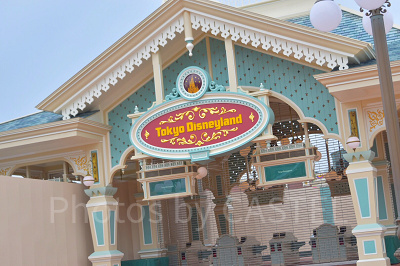 東京ディズニーランドのエントランス