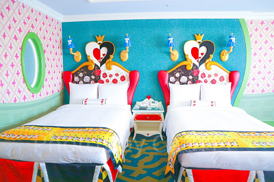 東京ディズニーランドホテル：ふしぎの国のアリスルーム