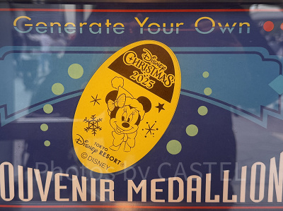 トゥモローランドテラスのスーベニアメダル（2025年11月）