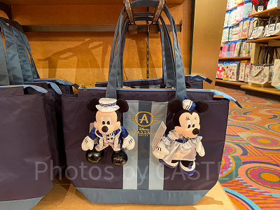 ぬいぐるみバッジ付き トートバッグ ディズニーアンバサダーホテル