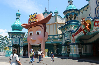 トイ・ストーリー・マニア!のエリアにもバックグラウンドストーリーが