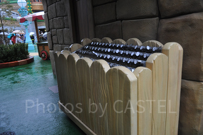 スーパーニンテンドーワールド内の傘置き場