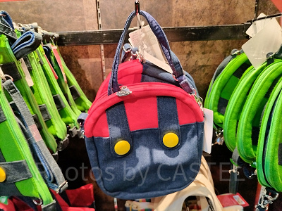 ユニバのマリオグッズ:マリオのショルダーバッグ