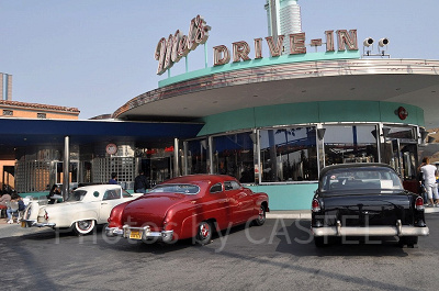 ユニバのケーキ：メルズドライブイン