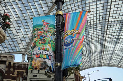 ユニバの20周年フラッグ