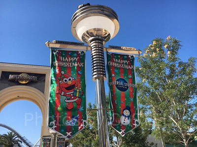 ユニバのクリスマスフラッグ（2020年）