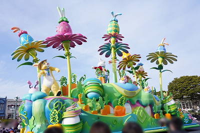 うさたま大脱走！のフロート③うさぎキャラクター