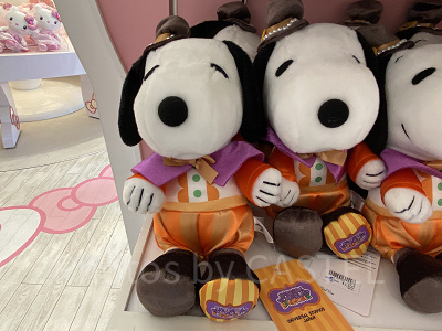 ユニバハロウィン2022グッズ:スヌーピーぬいぐるみ