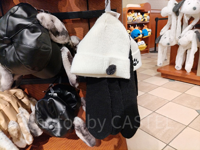 USJ冬グッズ：スヌーピーの耳付きニット帽