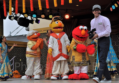 USJのワールド・ストリート・フェスティバル「セサミストリート・ボリウッド」