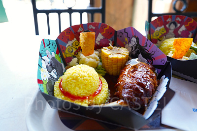 USJ×ワンピースコラボレストラン2022：ルフィのでっかい骨付き肉メシ