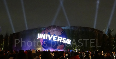 USJのシンボルの地球儀