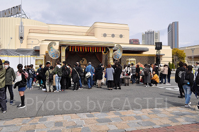 USJのワールド・ストリート・フェスティバル「セサミストリート・ボリウッド」開演前の風景